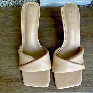 Tony Bianco Alexa heel nude color